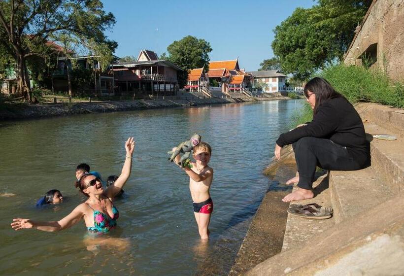 ファミリールーム, Phuttal Residence