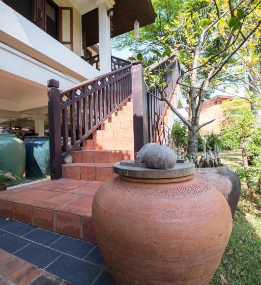 ガーデンビュースタンダードルーム, Phuttal Residence