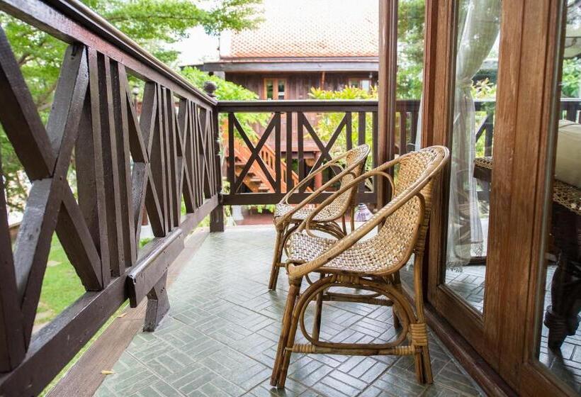 リバービュースタンダードルーム, Phuttal Residence