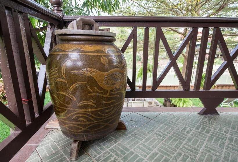 リバービュースタンダードルーム, Phuttal Residence