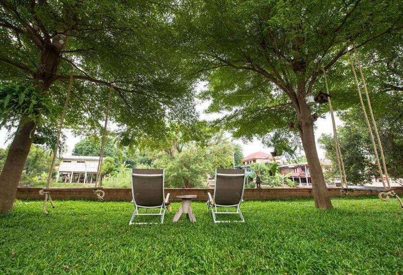 ファミリールーム, Phuttal Residence