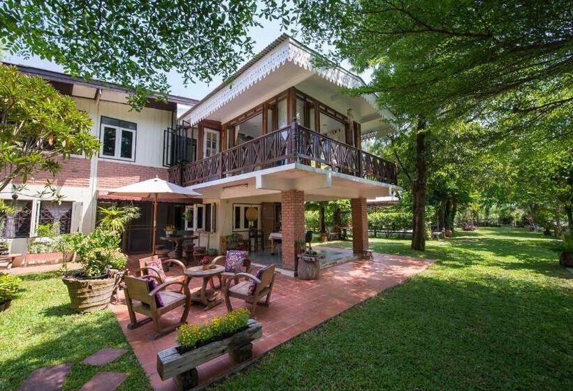 ファミリールーム, Phuttal Residence