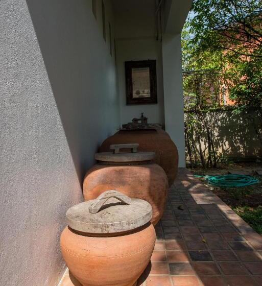 ガーデンビュースタンダードルーム, Phuttal Residence