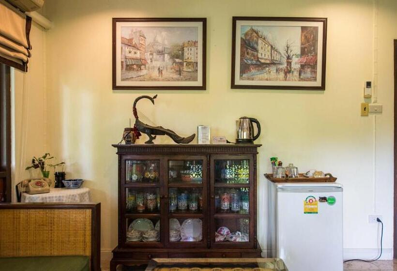 ガーデンビュースタンダードルーム, Phuttal Residence