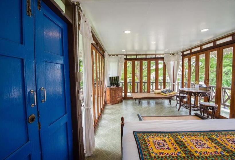 リバービュースタンダードルーム, Phuttal Residence