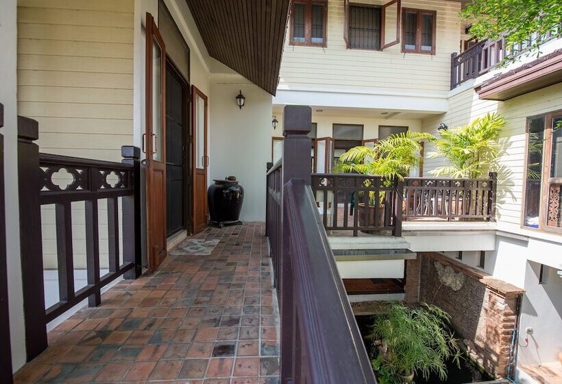 ガーデンビュースタンダードルーム, Phuttal Residence