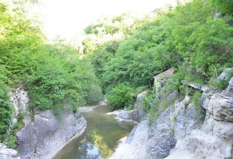 בית, 2 חדרי שינה, Traditional Stone House Kotli