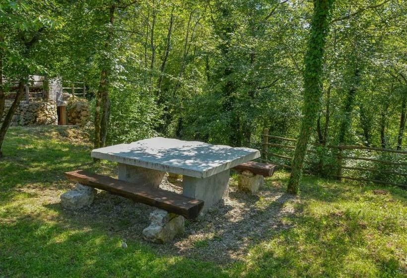 בית, 2 חדרי שינה, Traditional Stone House Kotli