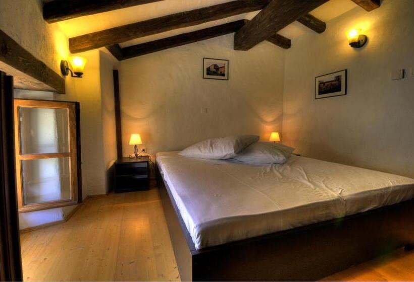 בית, 2 חדרי שינה, Traditional Stone House Kotli