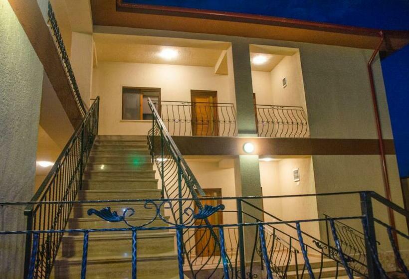 غرفة قياسية, Casa Andu