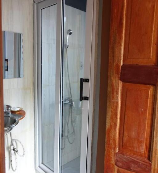 اتاق استاندارد, Cheers Guesthouse