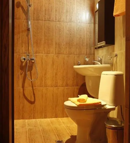 スーペリアールーム, Family Hotel Dinchova Kushta