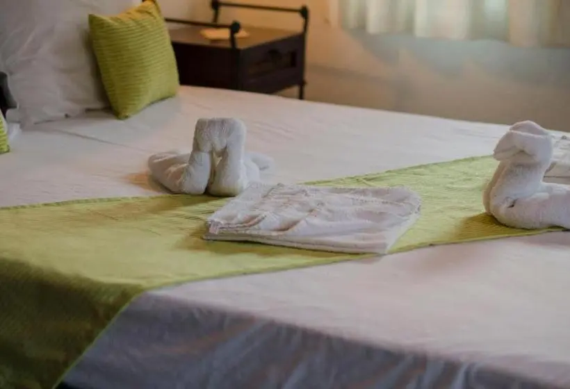 スーペリアールーム, Family Hotel Dinchova Kushta