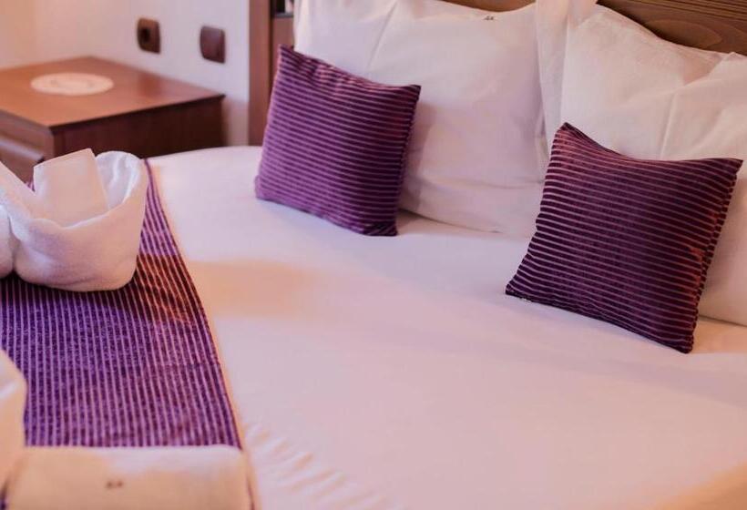 חדר סופריור, Family Hotel Dinchova Kushta