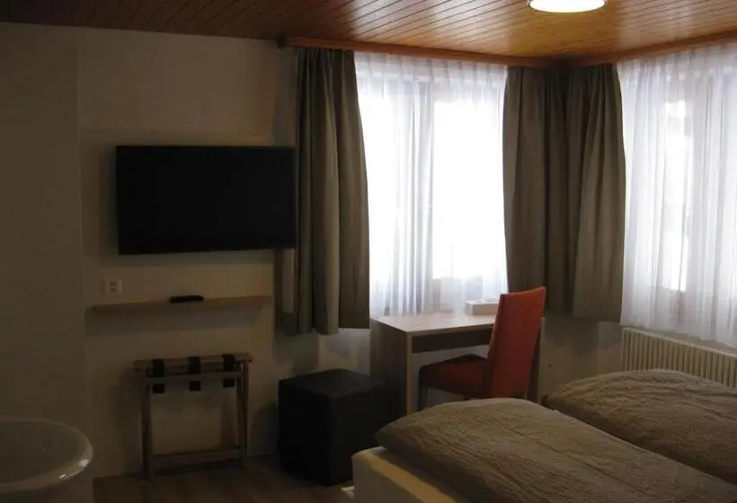 Habitació Estàndard Bany Compartit, Hubertus