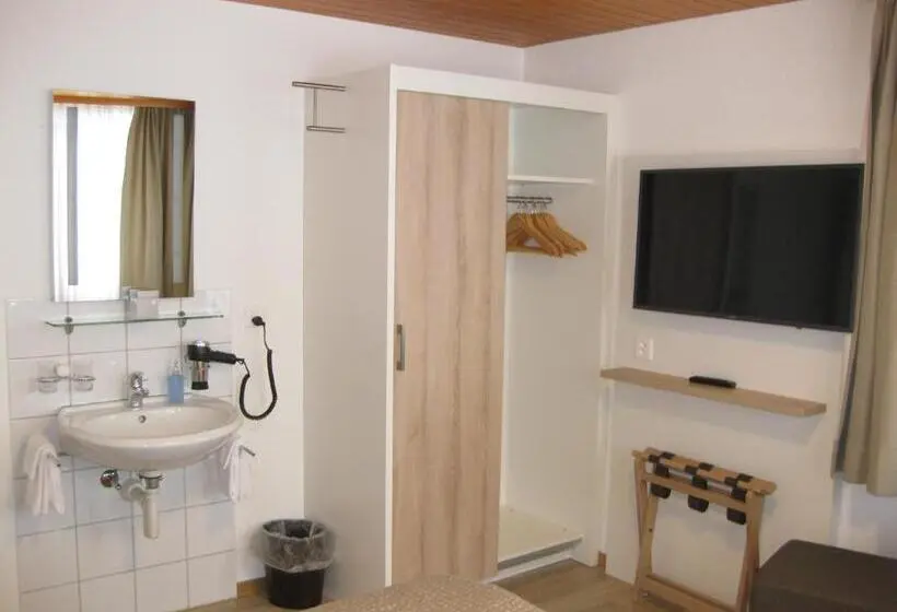 Habitació Estàndard Bany Compartit, Hubertus