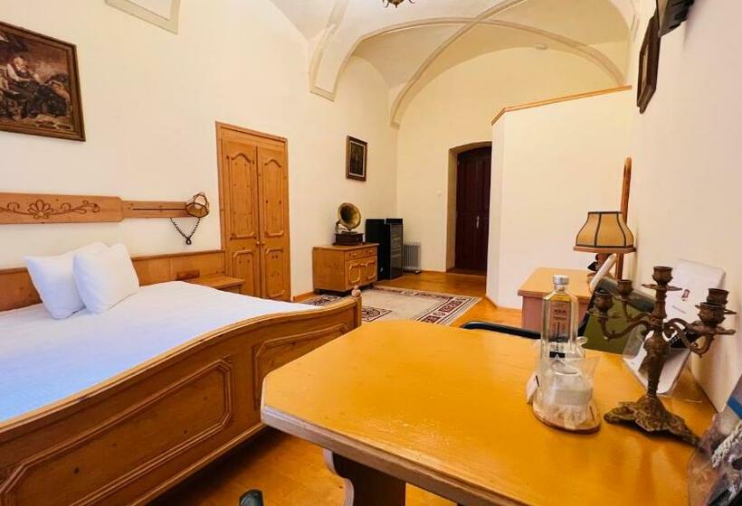 豪华房间, Armenopolis Adults Only