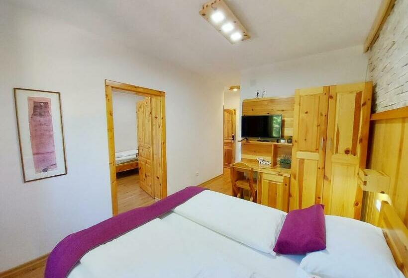 غرفة سوبيريور عائلية, Plitvice Ethno House