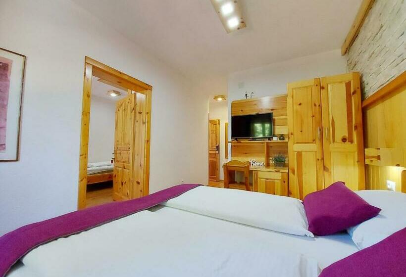 غرفة سوبيريور عائلية, Plitvice Ethno House