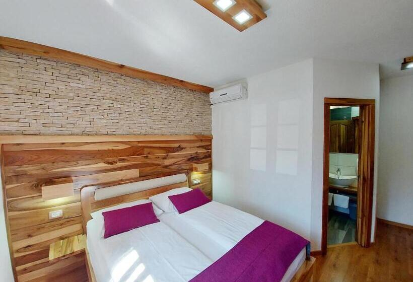 スーペリアールーム, Plitvice Ethno House