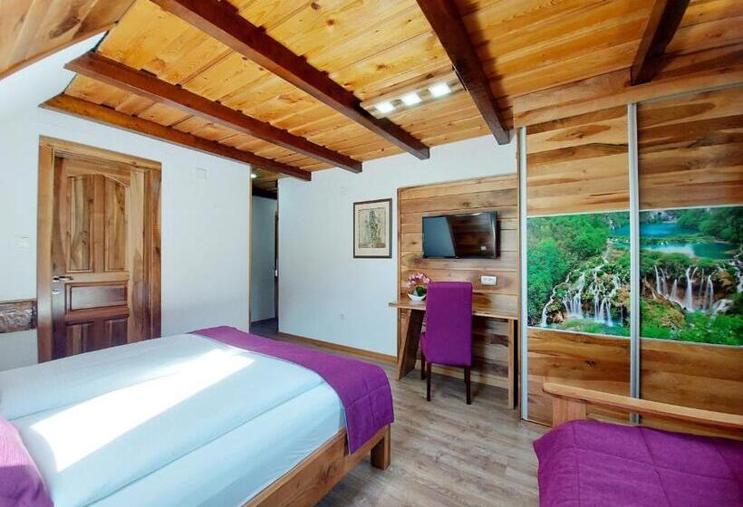 غرفة سوبيريور ثلاثية, Plitvice Ethno House