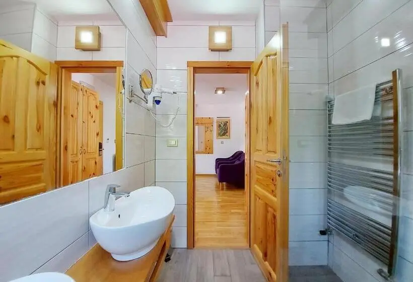 スーペリアの４人部屋, Plitvice Ethno House