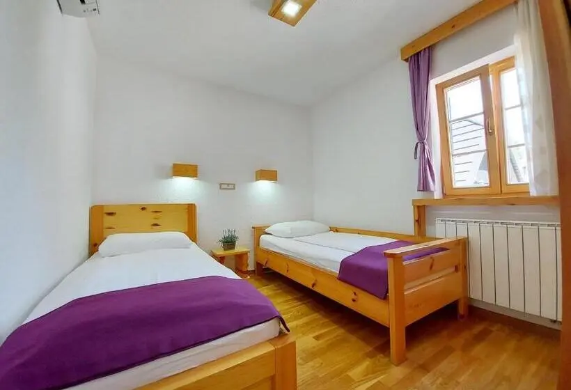 スーペリアの４人部屋, Plitvice Ethno House