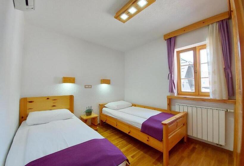 غرفة سوبيريور رباعية, Plitvice Ethno House