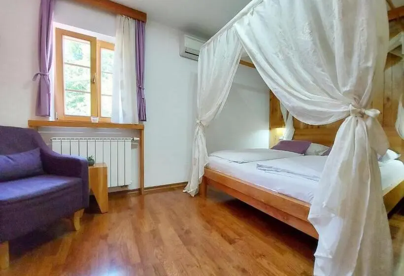 デラックスルーム, Plitvice Ethno House