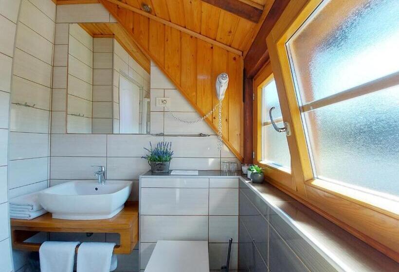 エコノミールーム, Plitvice Ethno House