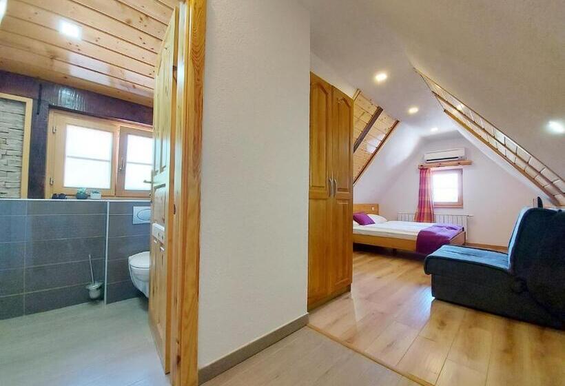 غرفة إقتصادية, Plitvice Ethno House