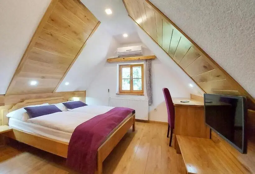 エコノミートリプルルーム, Plitvice Ethno House
