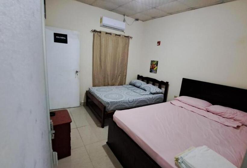 Семейный Номер, Hostal Brisas Calobrenas