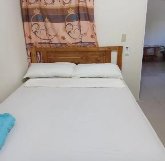 スタンダードルーム, Hostal Brisas Calobrenas
