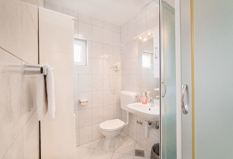 オーシャンビューデラックスルーム, Captain's Club