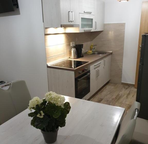 ３ベッドルームのスーペリアアパートメント, Captain's Club