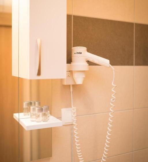 ガーデンビュースタンダードルーム, Captain's Club