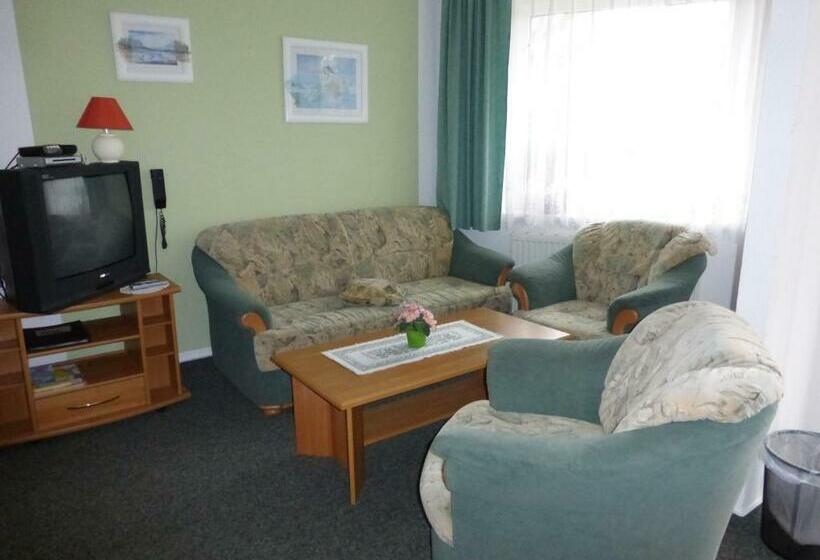 침실 1개 아파트, Am Schlosspark