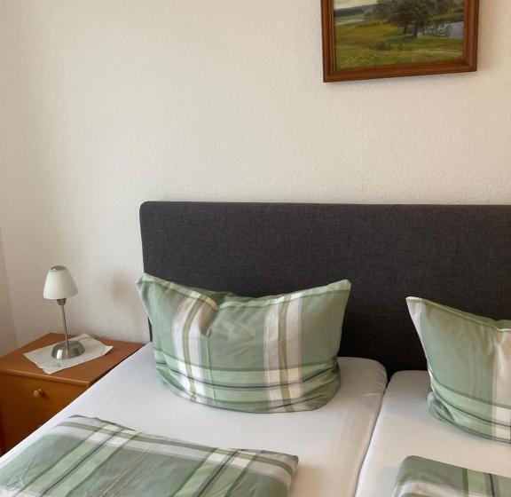 스탠다드 룸, Am Schlosspark