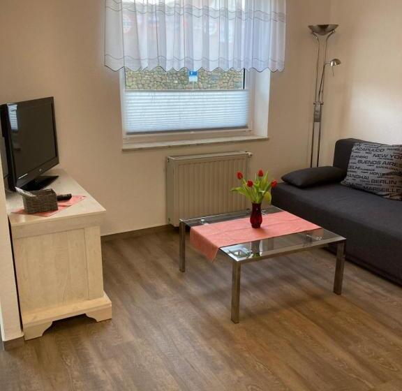 침실 1개 아파트, Am Schlosspark