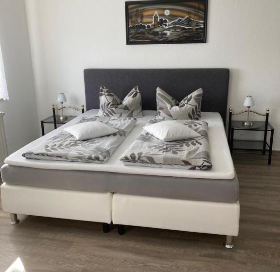 침실 1개 아파트, Am Schlosspark