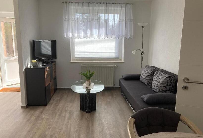 침실 1개 아파트, Am Schlosspark