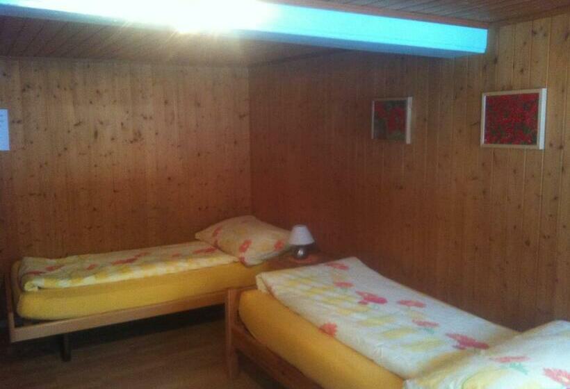 غرفة قياسية رباعية حمام مشترك, B&b Hofstetter