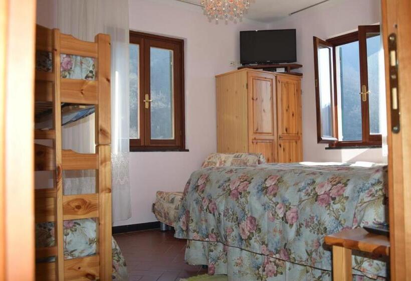 غرفة قياسية رباعية, Agriturismo Il Sogno