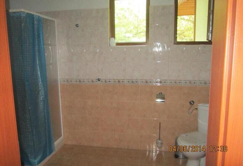 غرفة سوبيريور, Fisherman S Hut Family