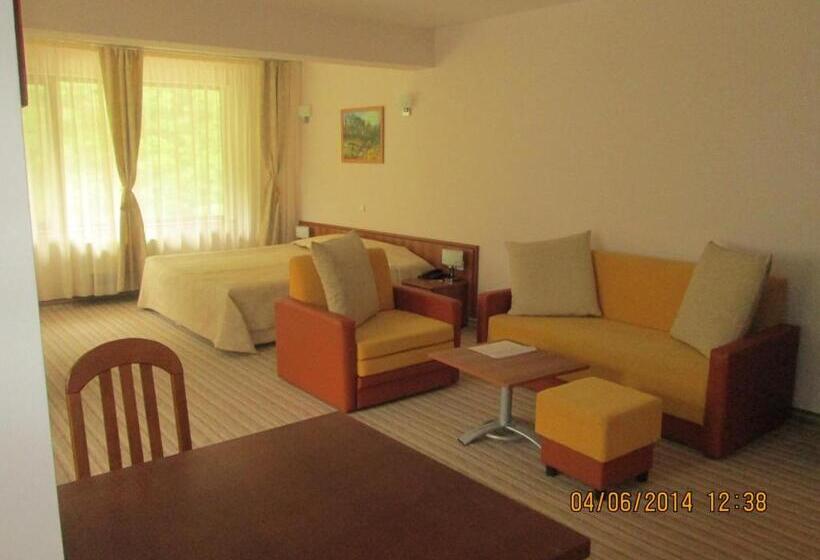 חדר סופריור, Fisherman S Hut Family