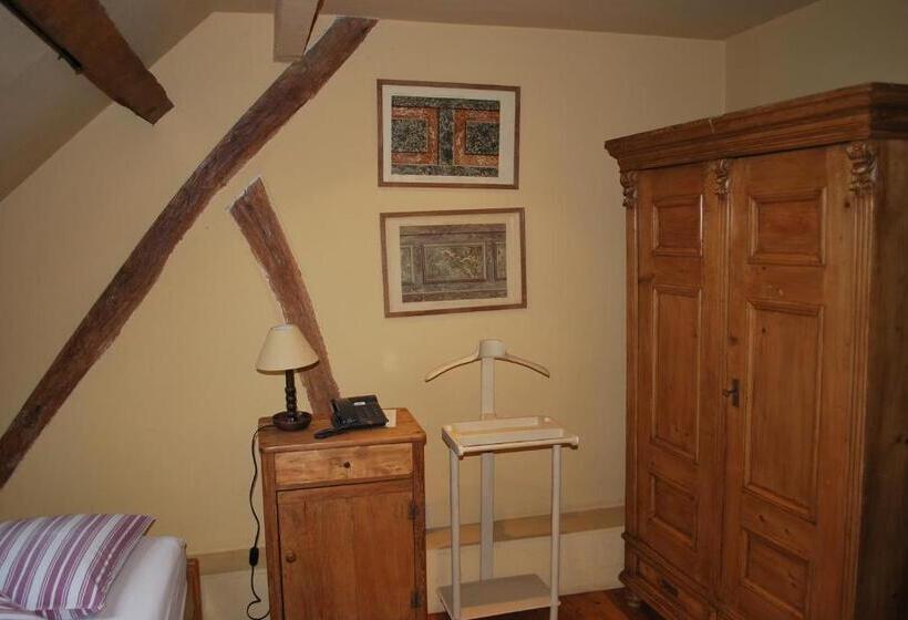 标准单人间, Orshof