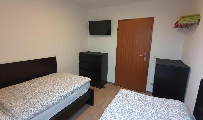 Апартаменты 2 Спальни, Apartment Marx