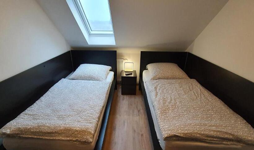 2ベッドルームアパートメント, Apartment Marx