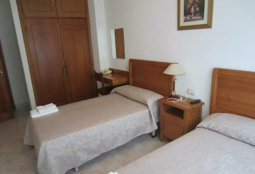 スタンダードルーム, Hostal Conde Rey